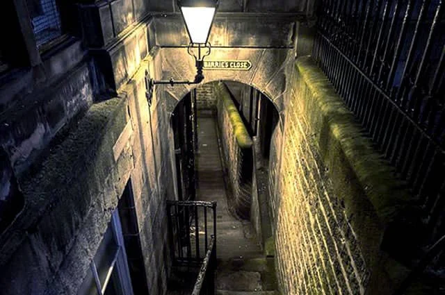 Free Ghost Tour in the Old Town of Edinburgh